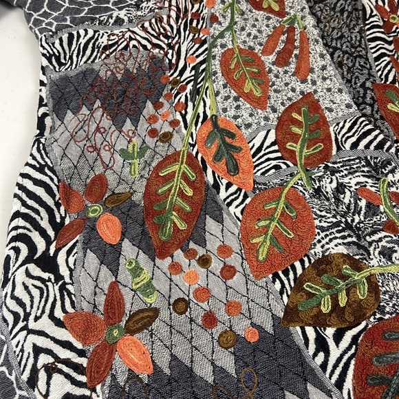Soft Surroundings Jacket Cardigan Size L/XL Embroidered Open Front Animal Leaf - Picture 9 of 16
